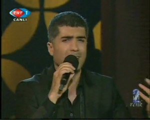 Özcan Deniz-Çay Elinden Öteye-Bayram Özel-İki Renk