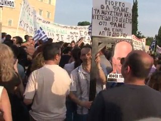 Thousands rally against Greece's austerity plans