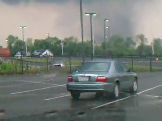 Tornado passing through downtown Springfield, Ma.