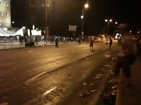 Ποδόσφαιρο μπροστά από τη Βουλή