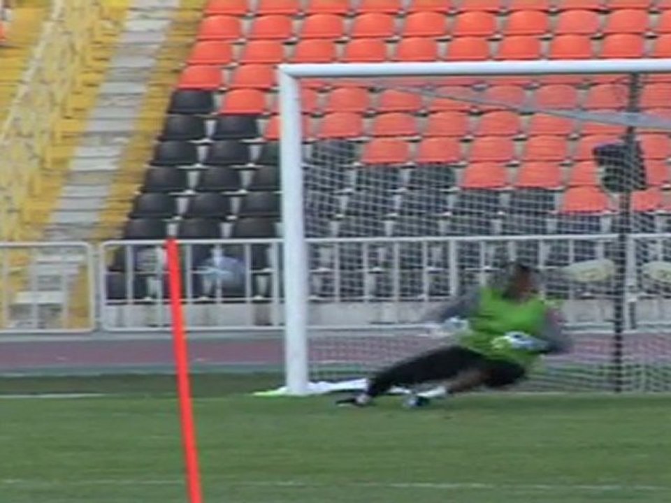 Foot 365 : Mandanda titulaire