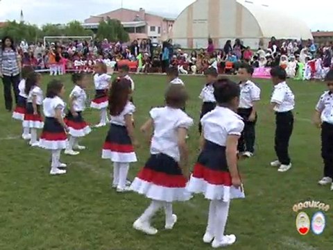 KANAL 3 COCUKCA PROGRAMI ATEŞ BÖCEĞİ DANSI