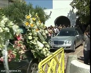 Despiden a una de las víctimas del Love Parade
