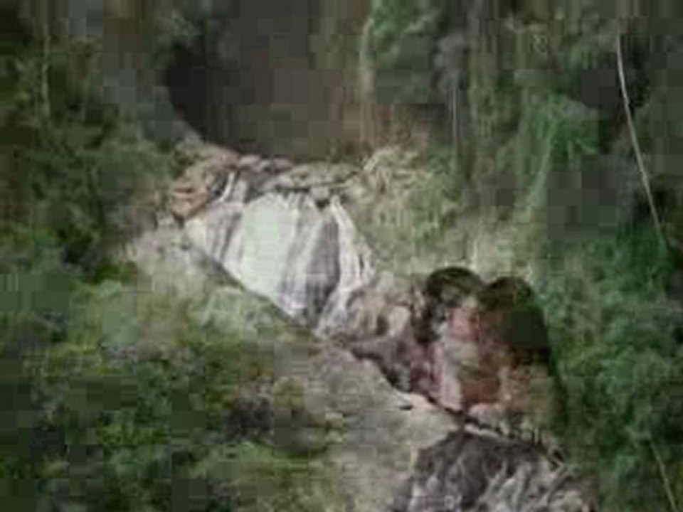 The Twilight Saga Breaking Dawn - Part 1 Official Trailer