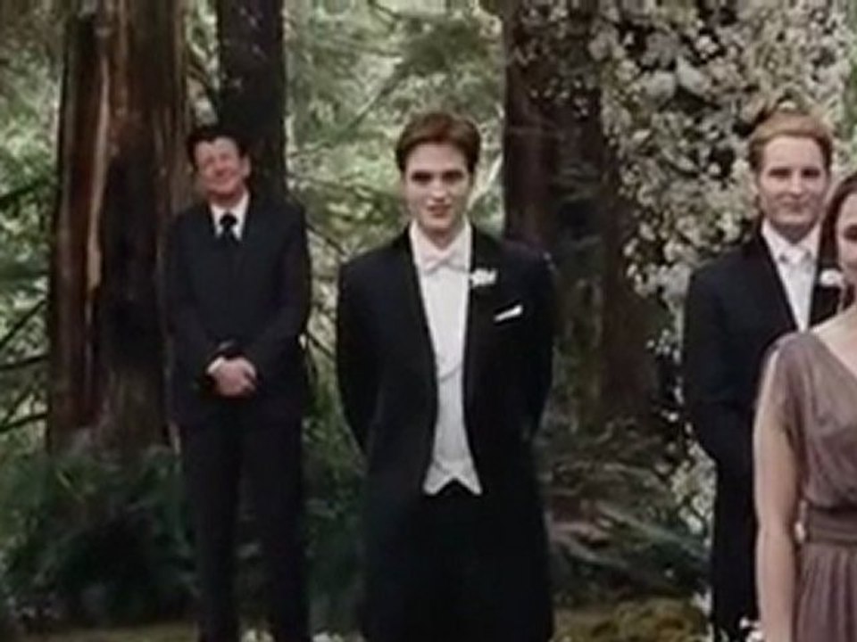 Twilight - Chapitre 4 : Révélation 1ère partie bande annonce officiel