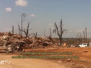 Les USA  dévastés par les tornades et Obama