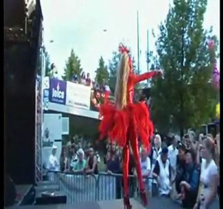4.6.11 CSD Düsseldorft auf den Johannes-Rau-Platz