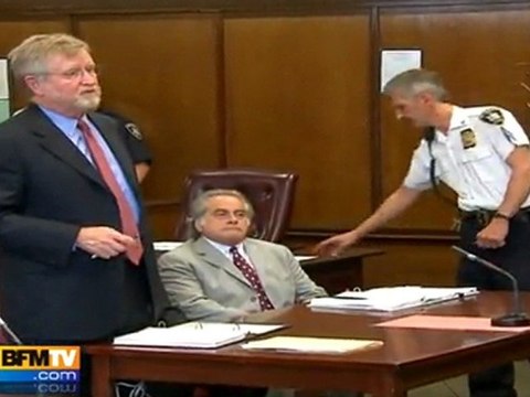 Non coupable : DSK se dirige vers un procès