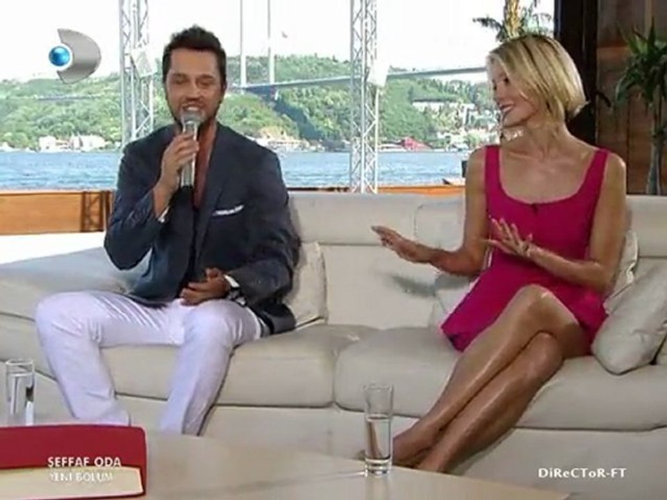 Murat Boz -Kalamam Arkadas (Seffaf Oda 05-06-11)Live