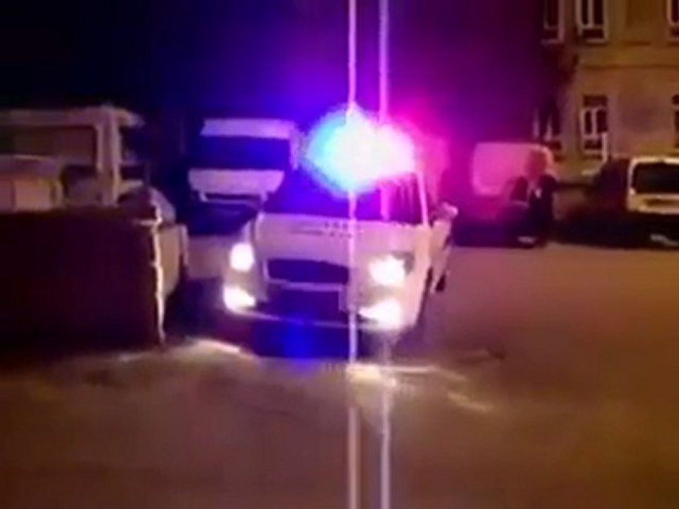 polis arabası beatbox :))) [HQ]