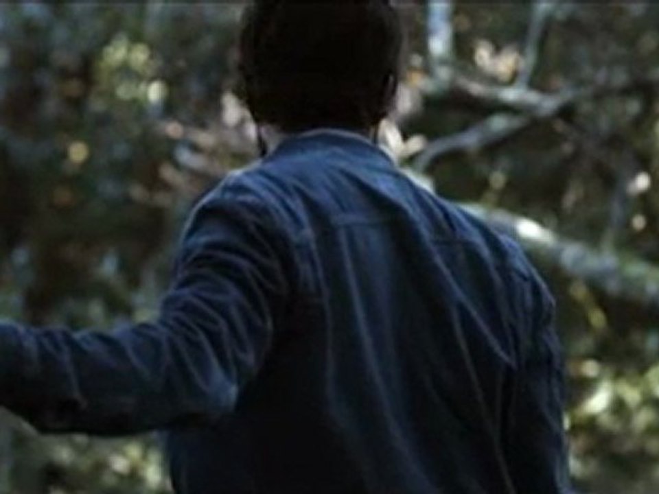 Ed Laurie -  Small Boat Big Seaune