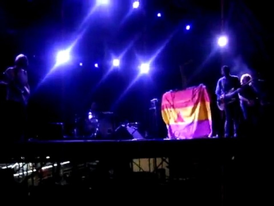 The Black Angels - Entrance Song (Excerpt) - Primavera Sound 2011