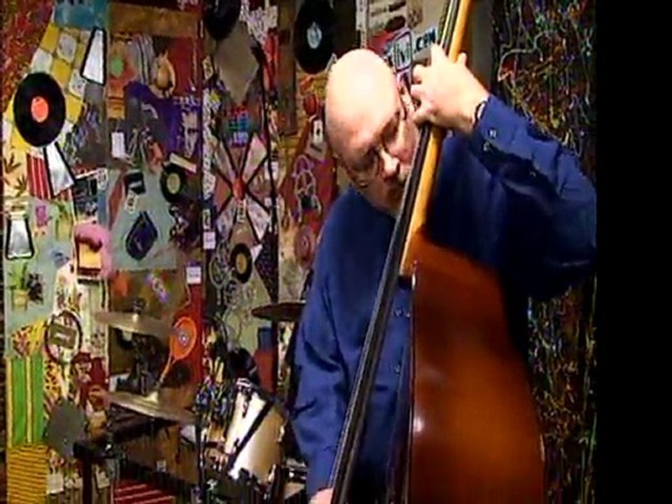 Play A Simple Tune - Michael Charles