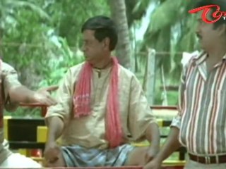 Rajendra Prasad Get Hanged To Tree - Fabulous Comedy