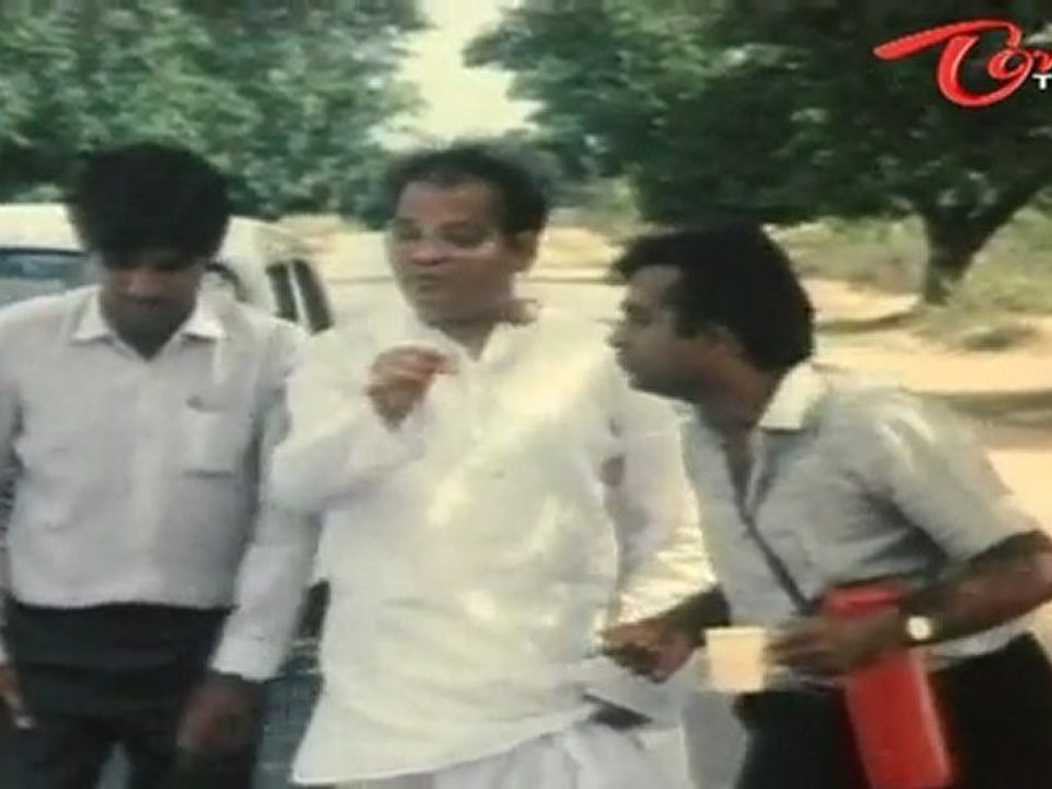 Suthi Veerabhadra Rao Walking Comedy Scene