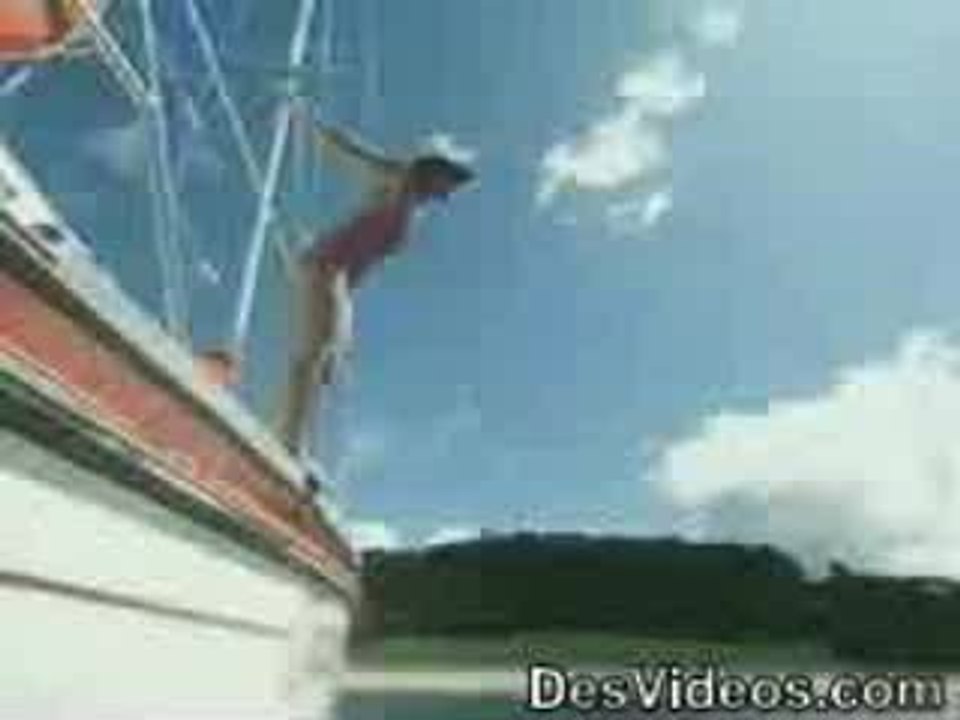 LES DENTS DE LA MER 1