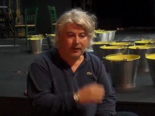 Ο Σταύρος Τσακίρης στο cosmo.gr