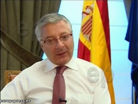 Fomento confía en informe sobre Spanair