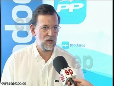 Rajoy defiende la visita de Aznar a Melilla