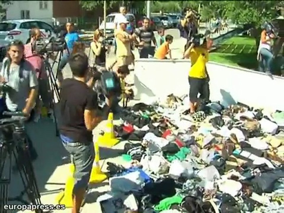 Destruyen 2.200 objetos del top manta