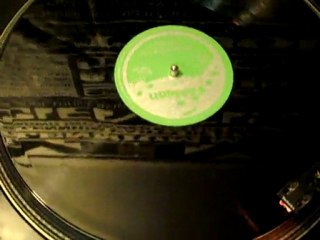 Johnny Clarke - Love Will Find A Way // Junior Brown - Stepping Out Of Babylon