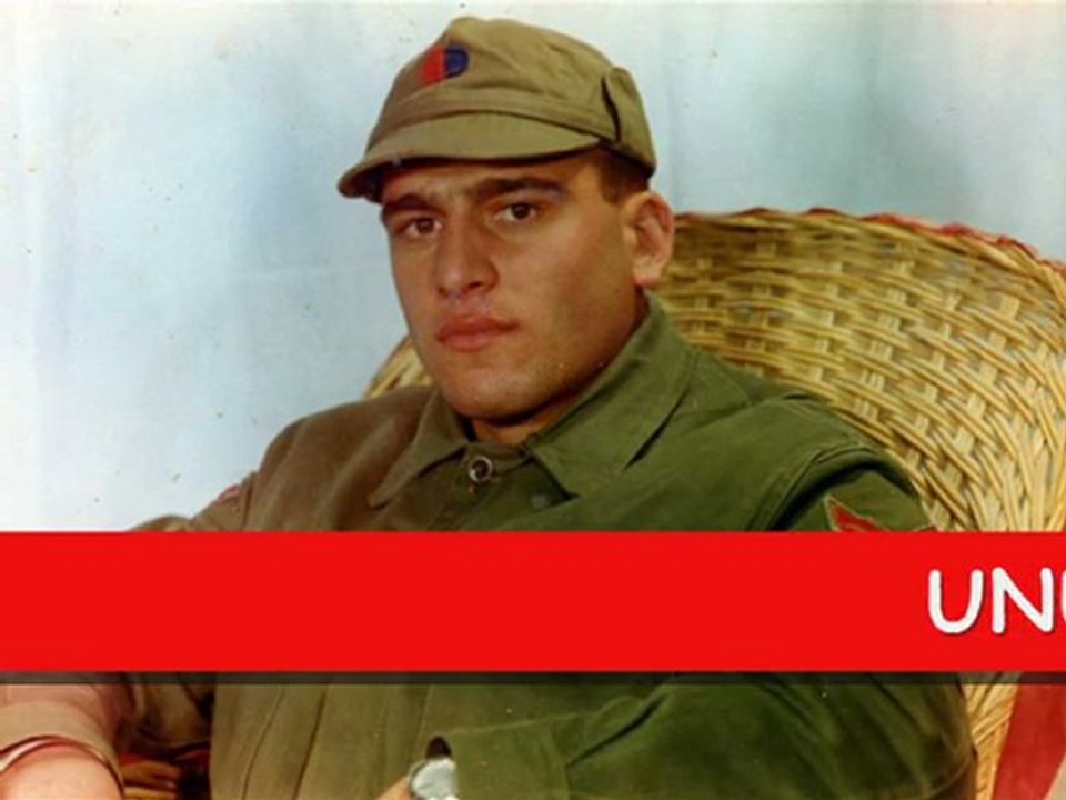 MUSTAFA KÜÇÜK BEN KÖYÜMÜN DELİSİYİM...[DURSUN DEREBEY]