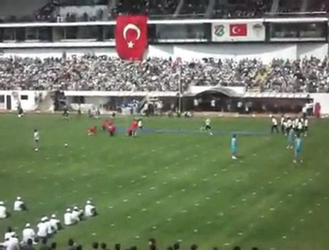 Manisa Güzel Sanatlar ve Spor lisesi 19 Mayıs 2011 Jimnastik Gösterisi