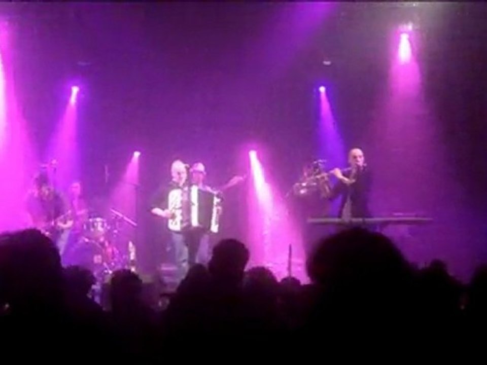 extrait macadam bazar la cité à rennes novembre 2010