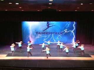 Green Bay Dance Competition - Groove Is In The Heart