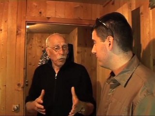 Emotion à St Gervais, un homme retrouve pour la première fois les lieux de son enfance lorsqu'il se cachait des nazis