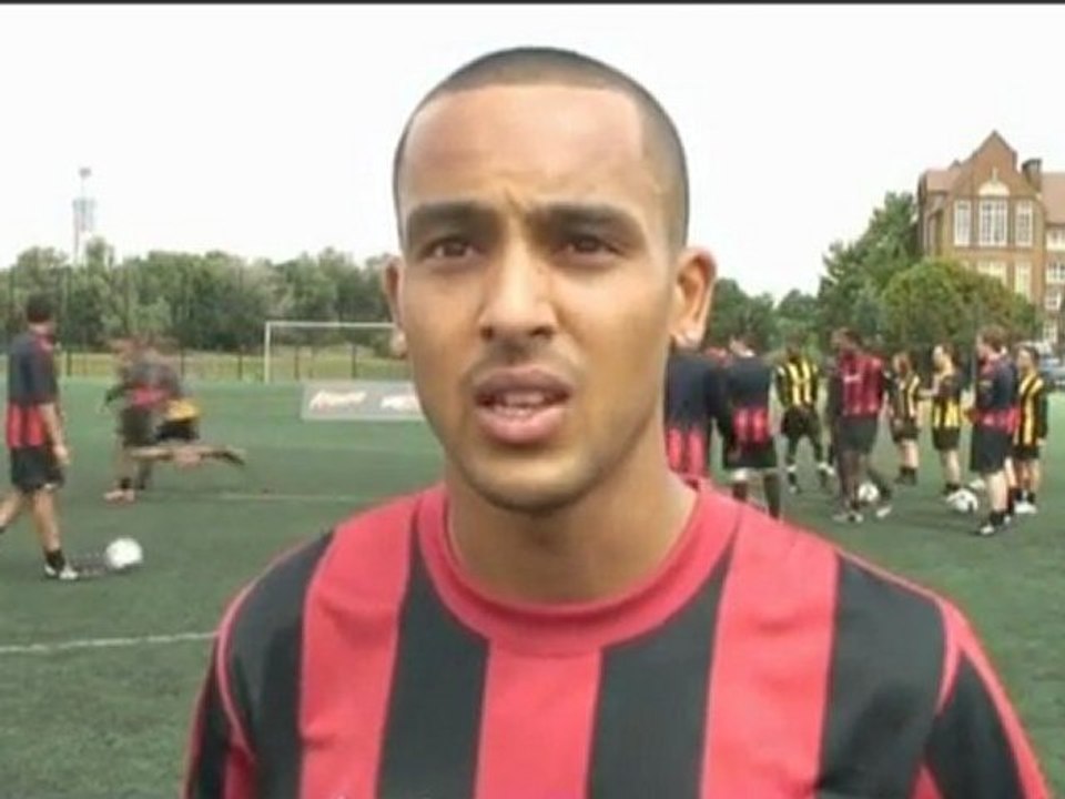 Walcott - Es ist wichtig das Team zu verstärken