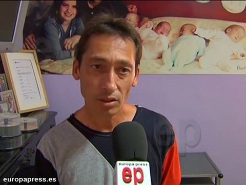 Con cuatro hijos y una mujer enferma pide ayuda