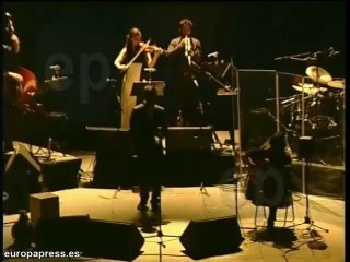 1.400 personas siguieron Miguel Poveda en Madrid