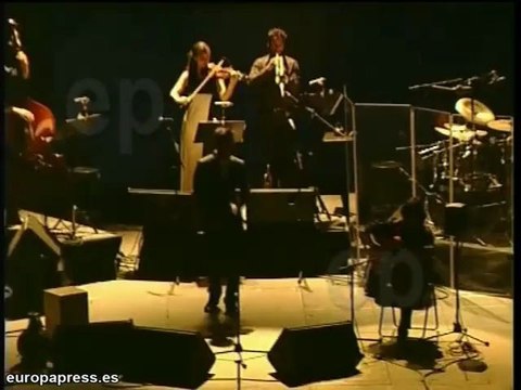 1.400 personas siguieron Miguel Poveda en Madrid