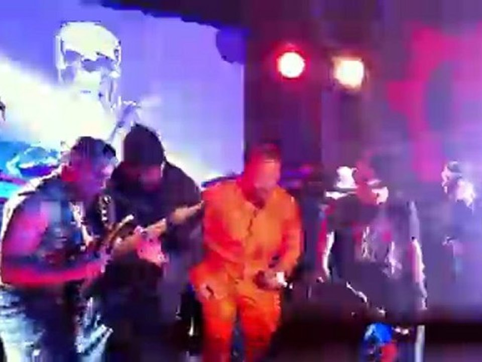 Body Count - Gears of War (Live @ E3 2011)