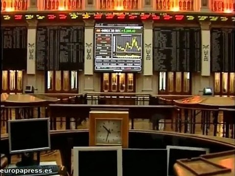 El Ibex 35 abre con una leve caída