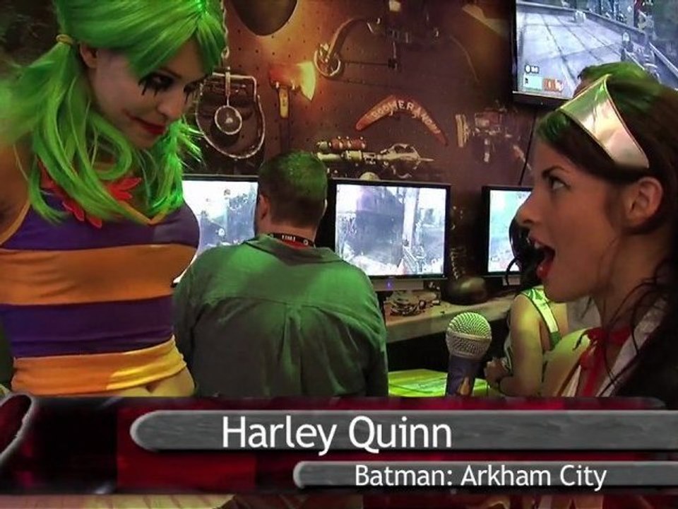 Wonder Woman crushes on Harley Quinn E3 2011