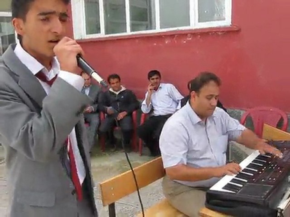 aşık ömer öztürk - ela gözlüm (okul konseri)