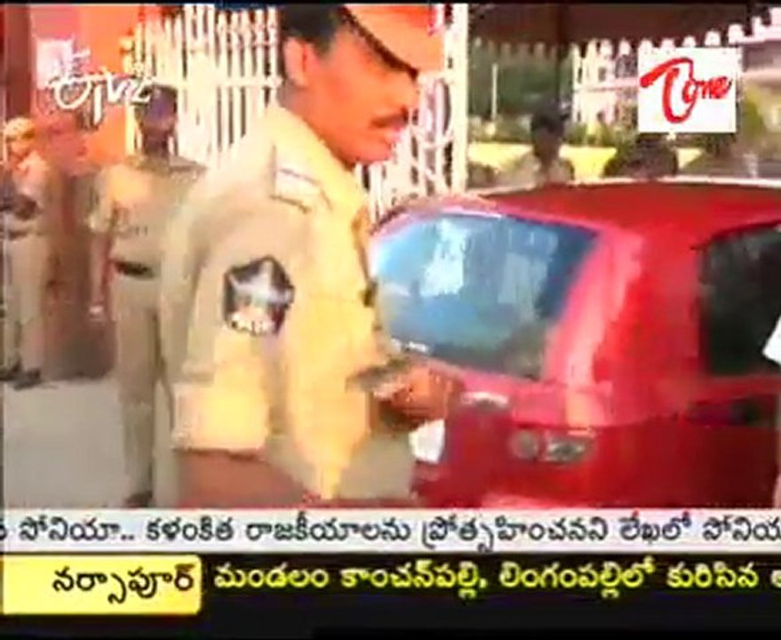 Sathya Sai Baba stable but critical