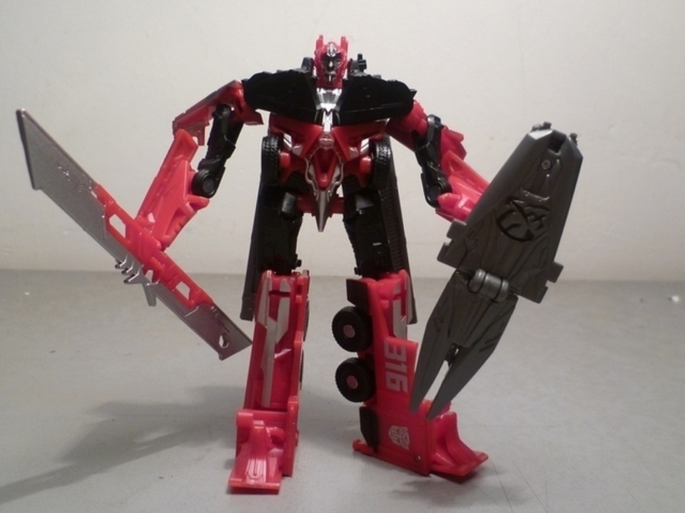Review Cyberverse Sentinel Prime DOTM 2