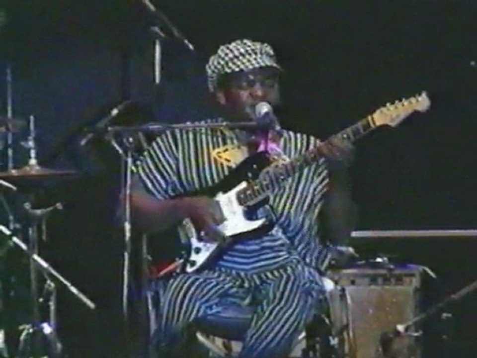 03-Bleed The Blue Blood Pigs