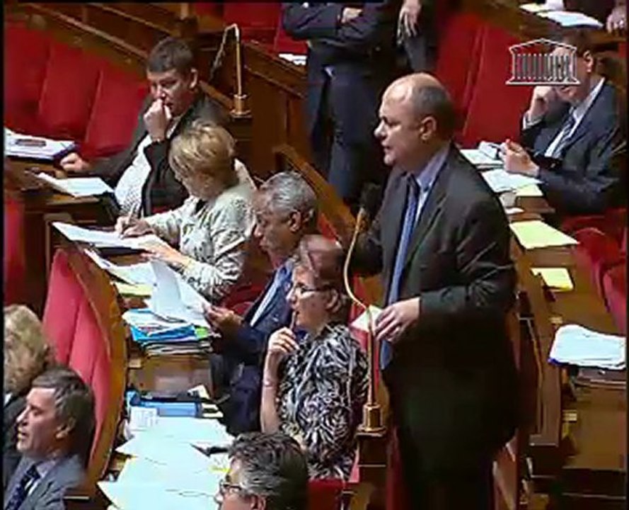 Bruno Le Roux s'insurge contre la suppression de l'ISF