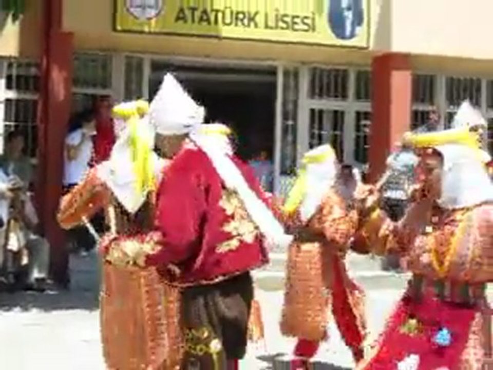 MERSİN ATATÜRK LİSESİ FOLKLOR EKİBİ 1