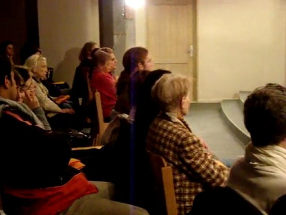 Lena s'endort de Ismael Ledesma avec Lena Ledesma à la guitare