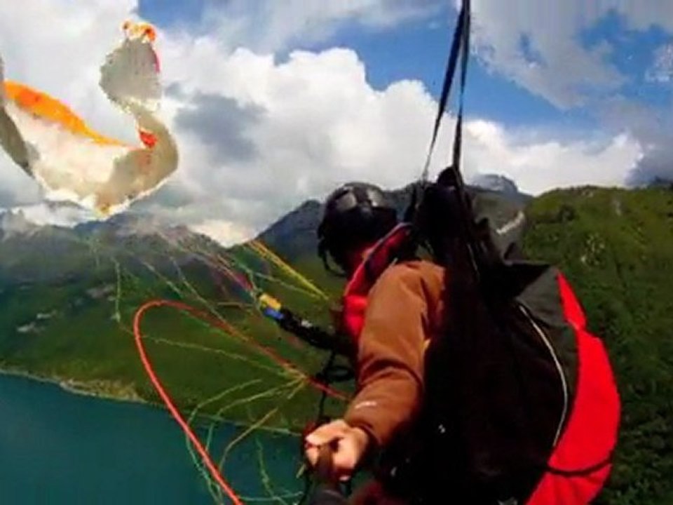 K2 parapente / Fonctionnement du parachute de secours.