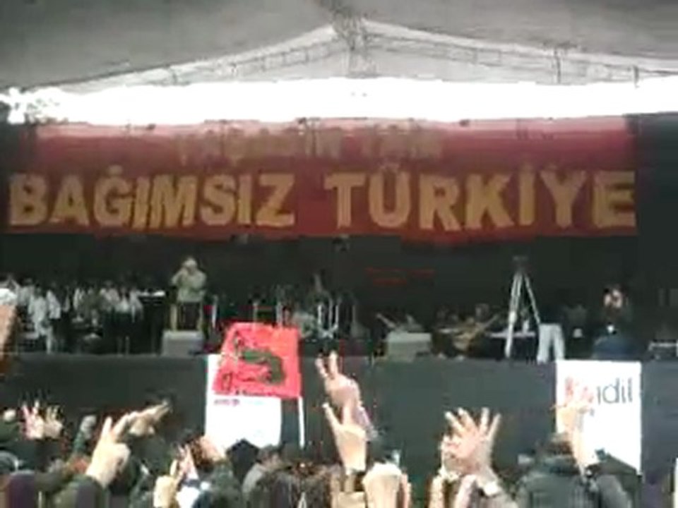 Grup Yorum Tam Bağımsız Türkiye Konseri - Cemo