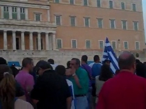 Πολίτες στο σύνταγμα 15η μέρα