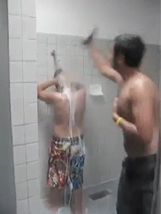 Bir Ergenin Şampuanla İmtihanı :)