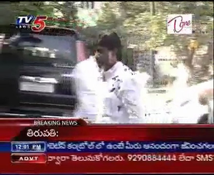 Komatireddy Showcause: Telangana Wild