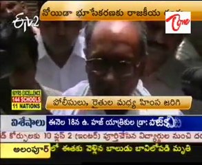 Rahul meets farmers in Greater Noida